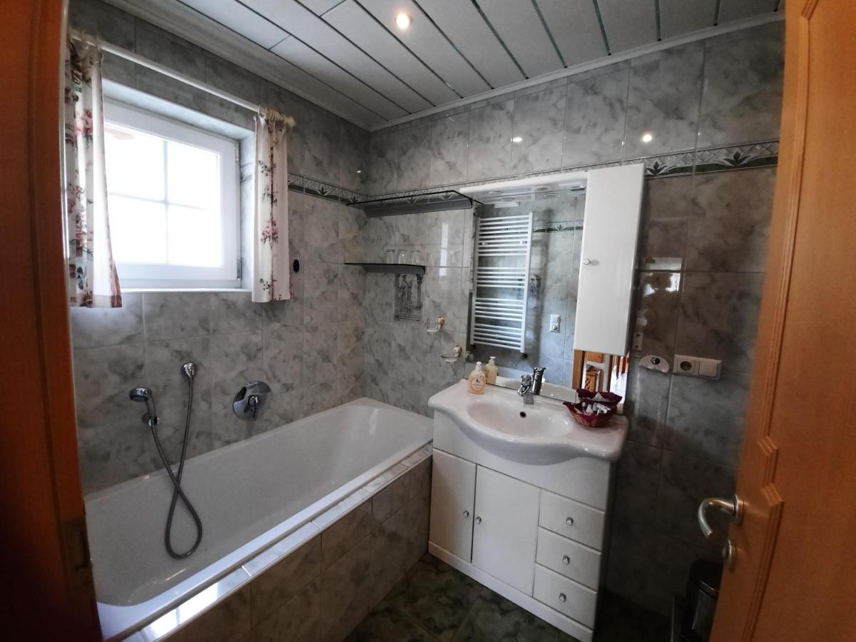 Ferienwohnung Am Bauernhof Zechner Heidi Флатах Екстериор снимка